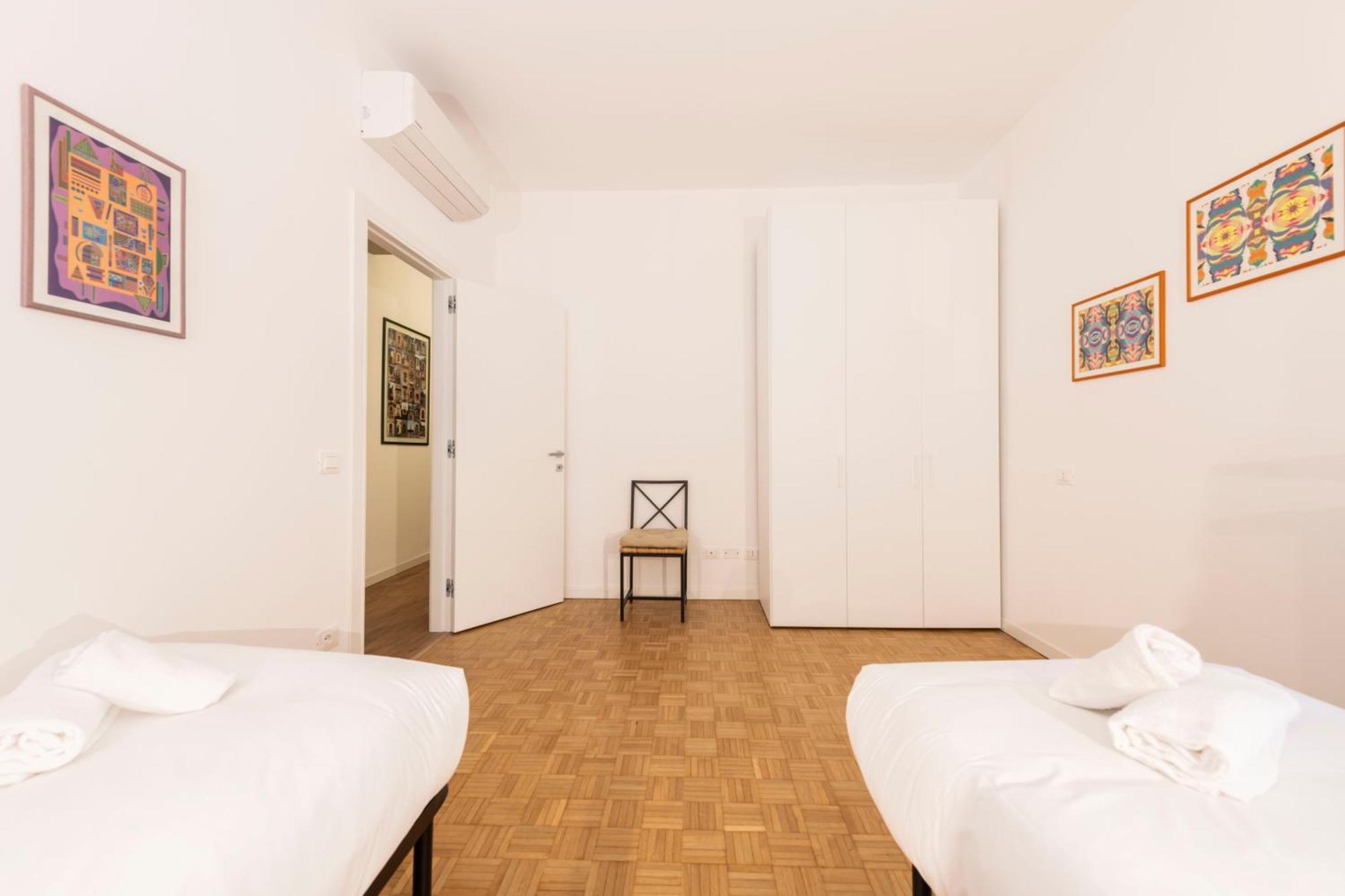 Three Balconies Apartment Verona Bagian luar foto